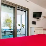 Jlune Lägenhet *